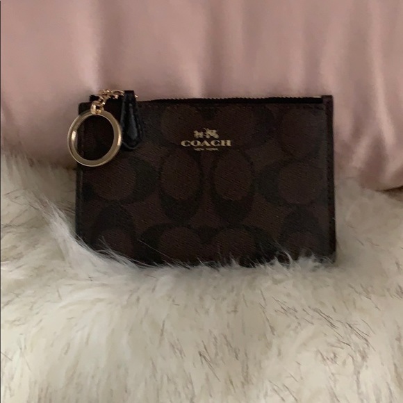 Coach coin purse - Picture 1 of 1